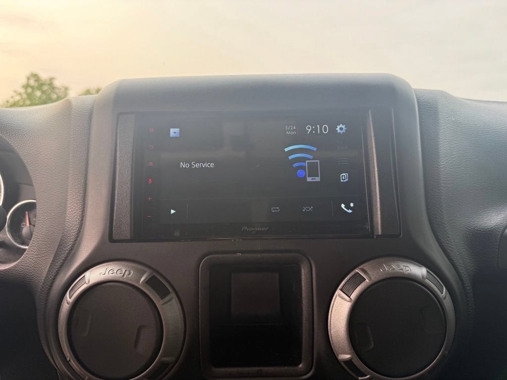 2017 Jeep Wrangler Sport