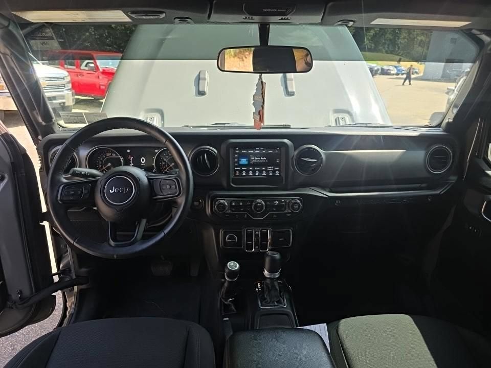2023 Jeep Wrangler Willys