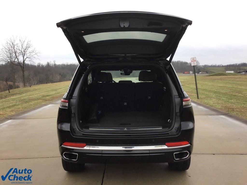 2022 Jeep Grand Cherokee 4xe Overland