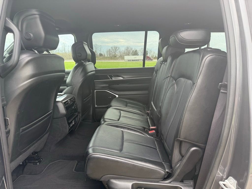 2024 Jeep Wagoneer Series II