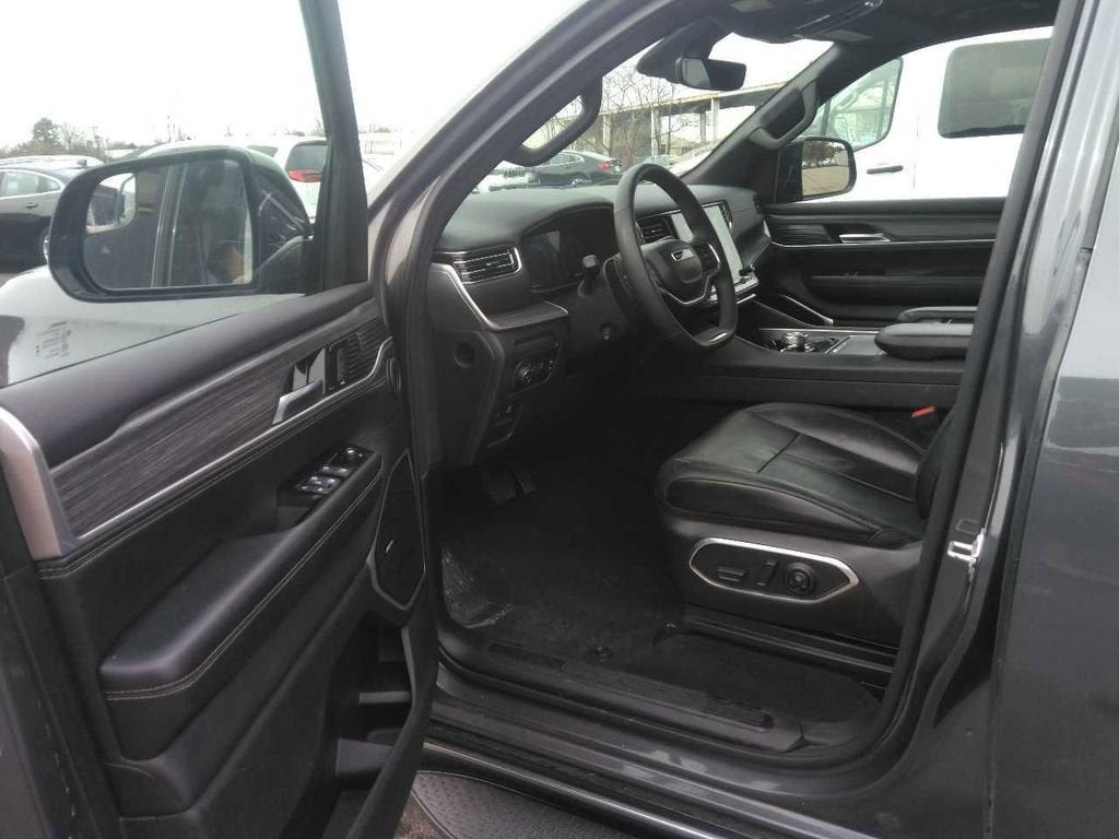 2024 Jeep Wagoneer Series II