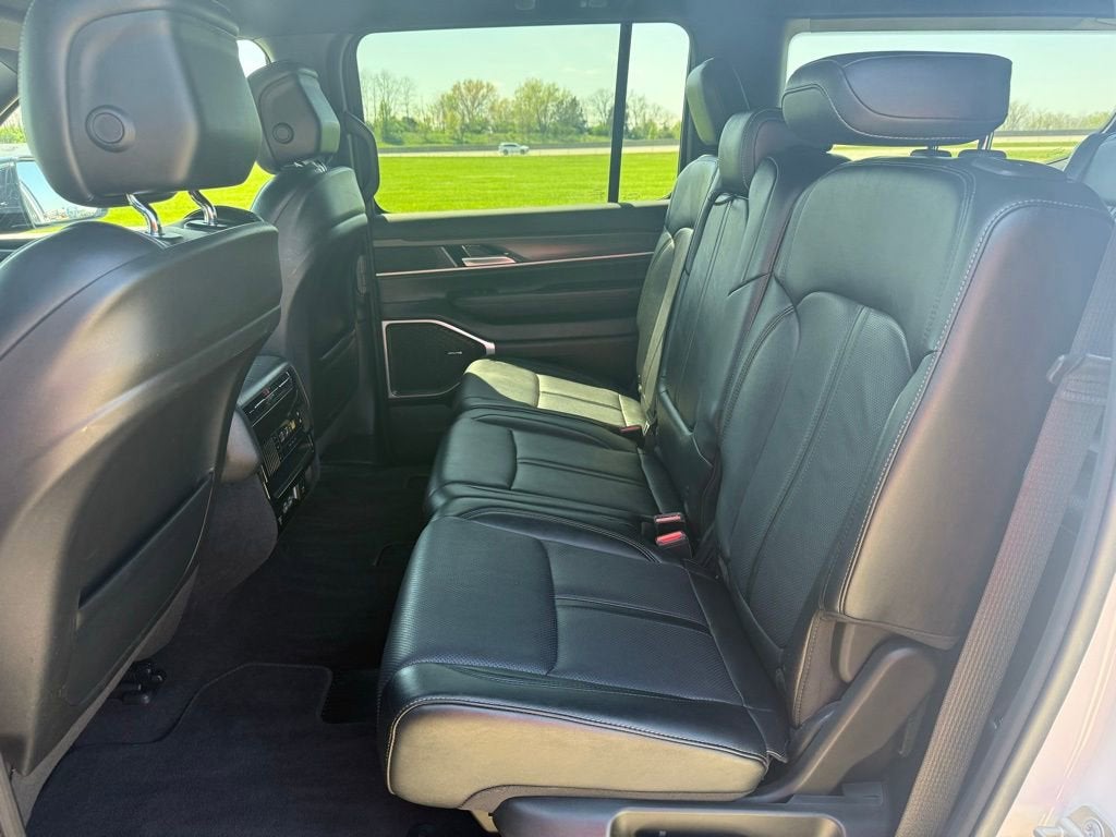 2024 Jeep Wagoneer Series II