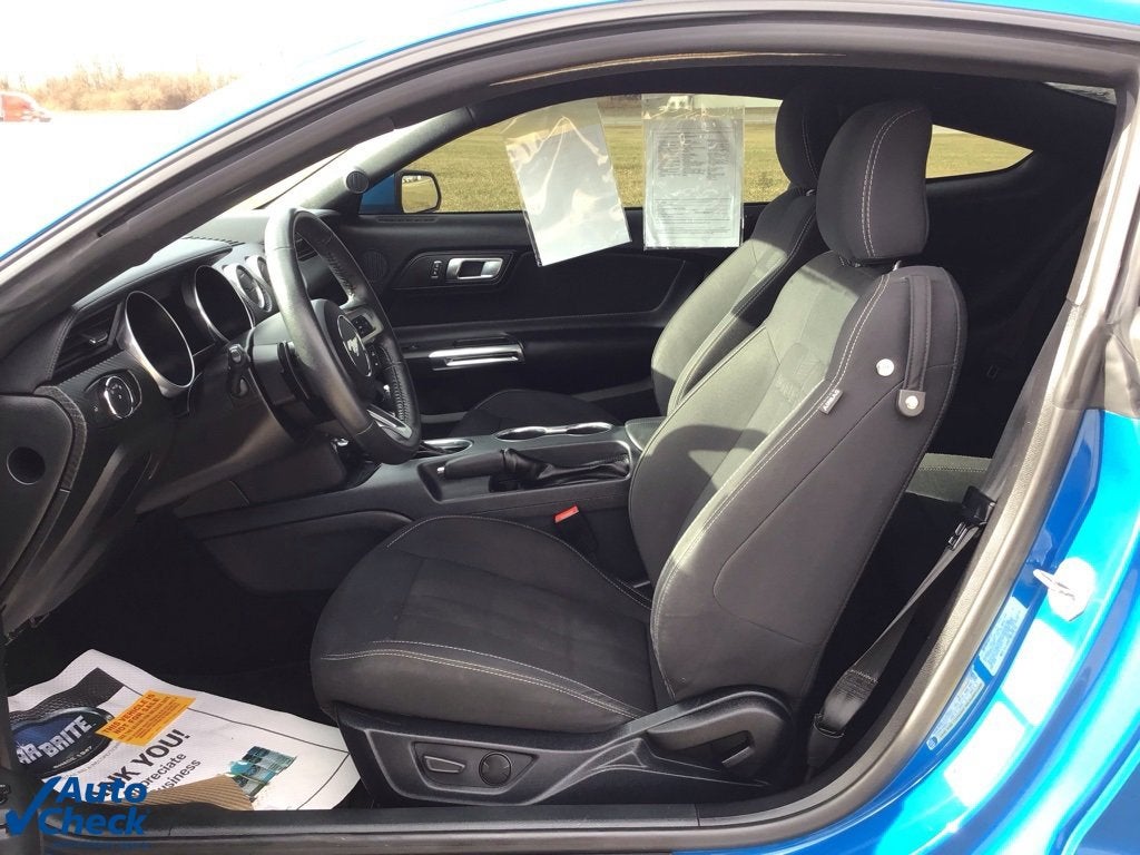 2021 Ford Mustang EcoBoost