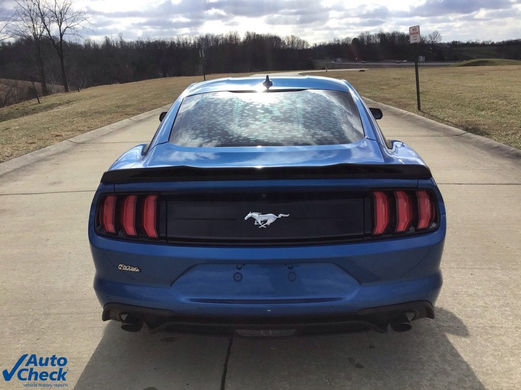 2021 Ford Mustang EcoBoost