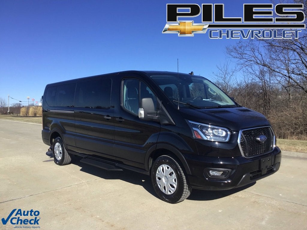2023 Ford Transit Passenger Wagon XL