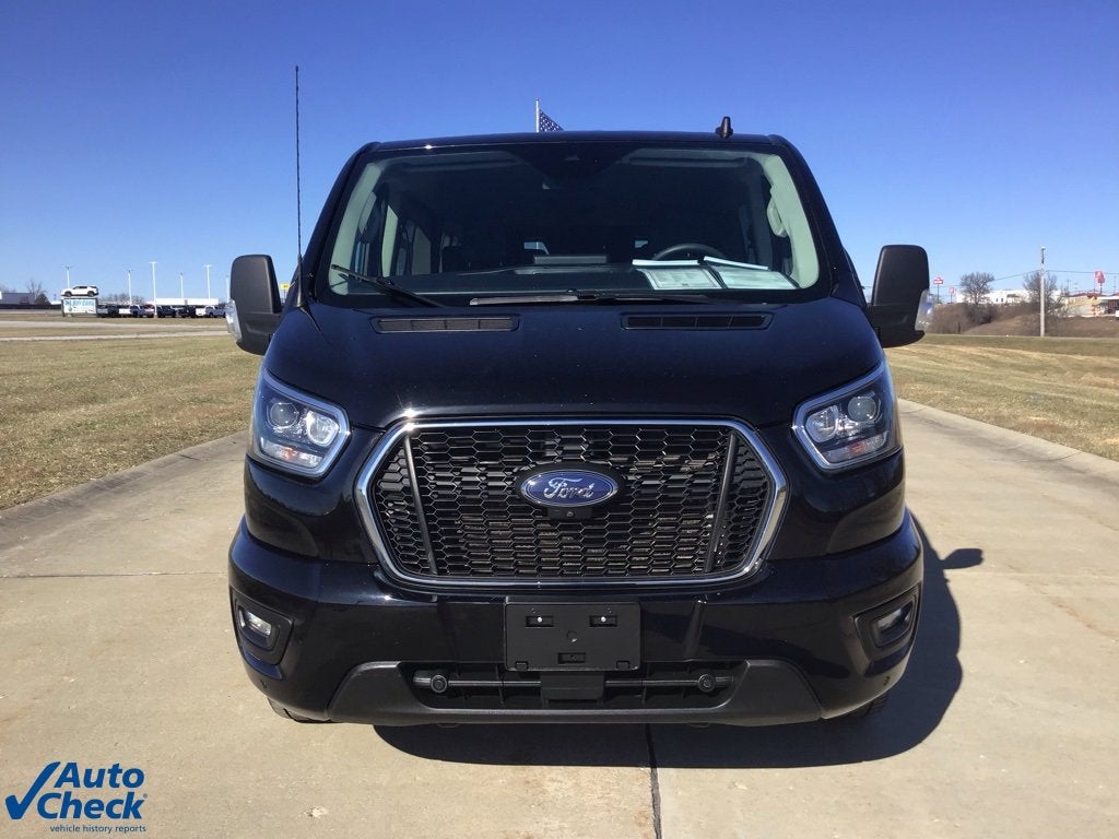 2023 Ford Transit Passenger Wagon XL