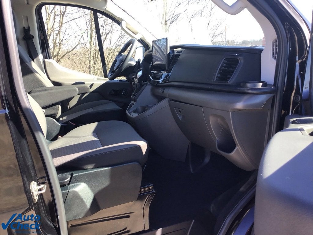 2023 Ford Transit Passenger Wagon XL