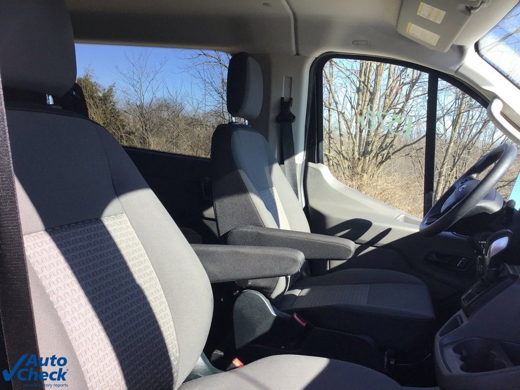 2023 Ford Transit Passenger Wagon XL