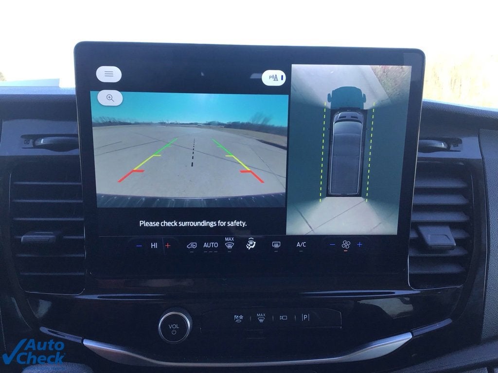 2023 Ford Transit Passenger Wagon XL