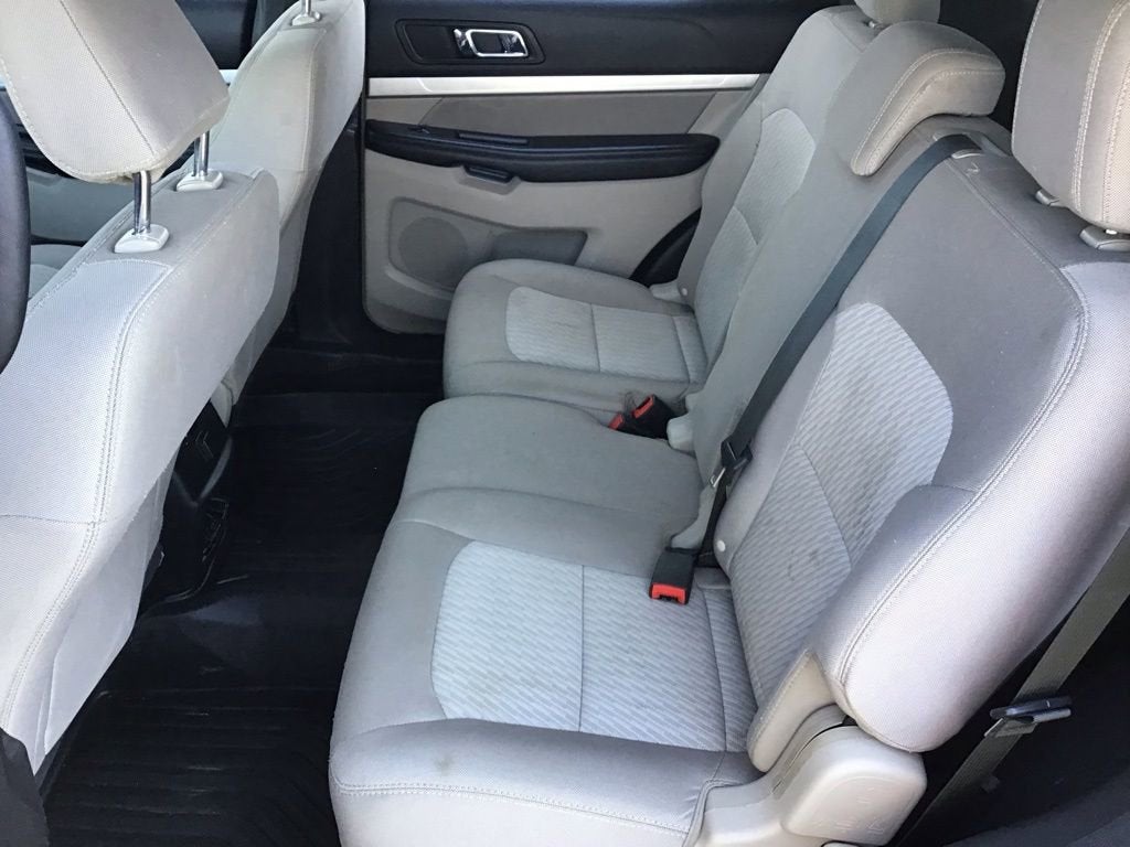 2018 Ford Explorer Base