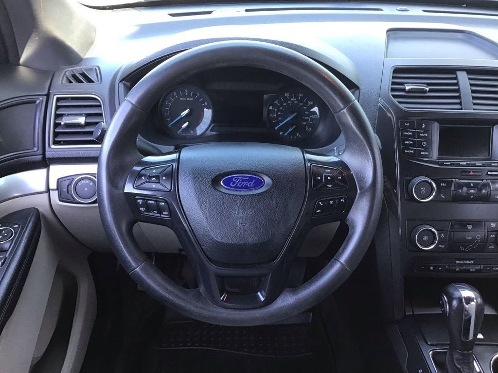 2018 Ford Explorer Base