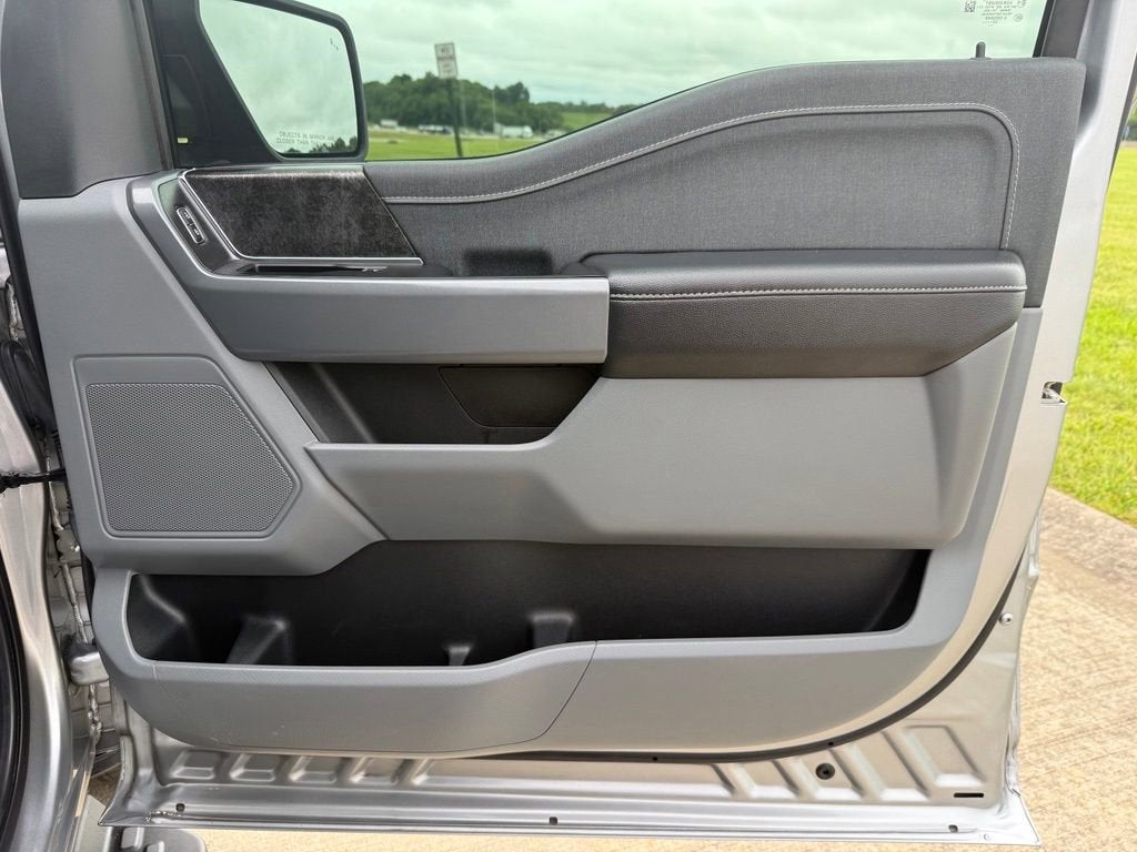 2023 Ford F-150 Lightning Pro