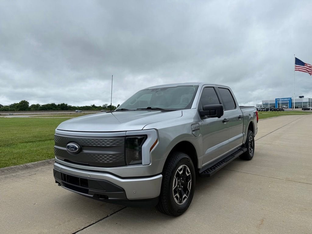 2023 Ford F-150 Lightning Pro
