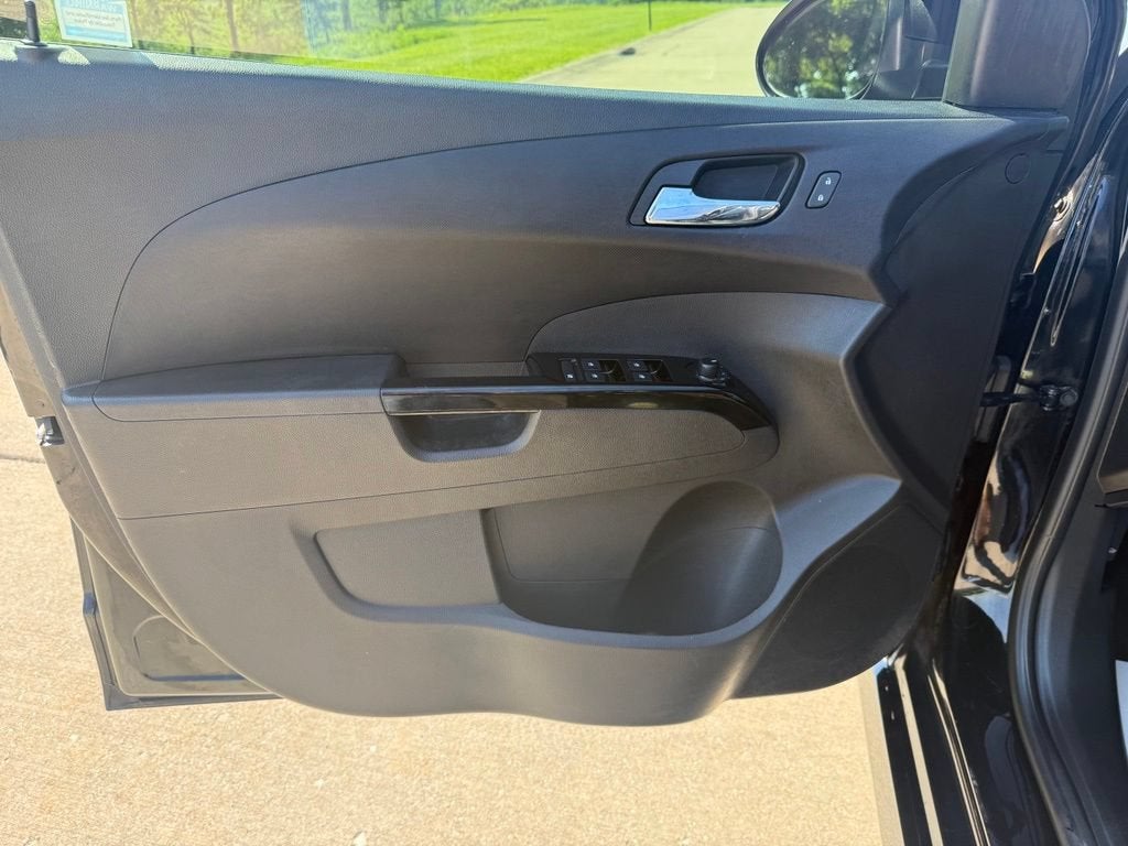 2020 Chevrolet Sonic LT