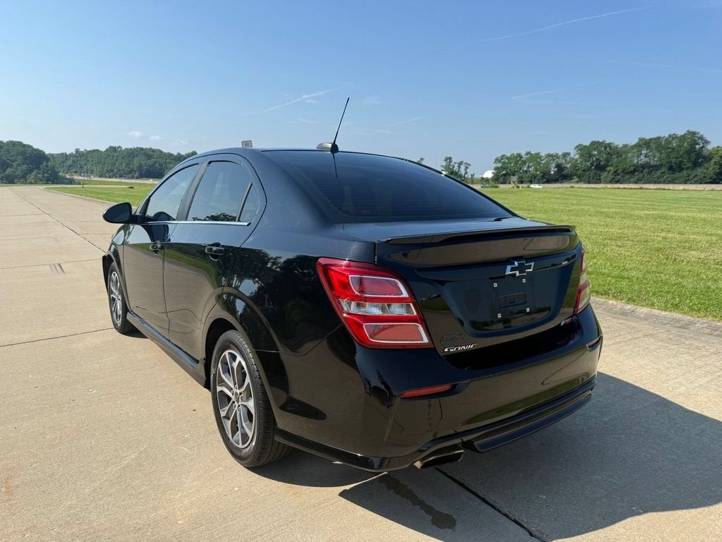 2020 Chevrolet Sonic LT