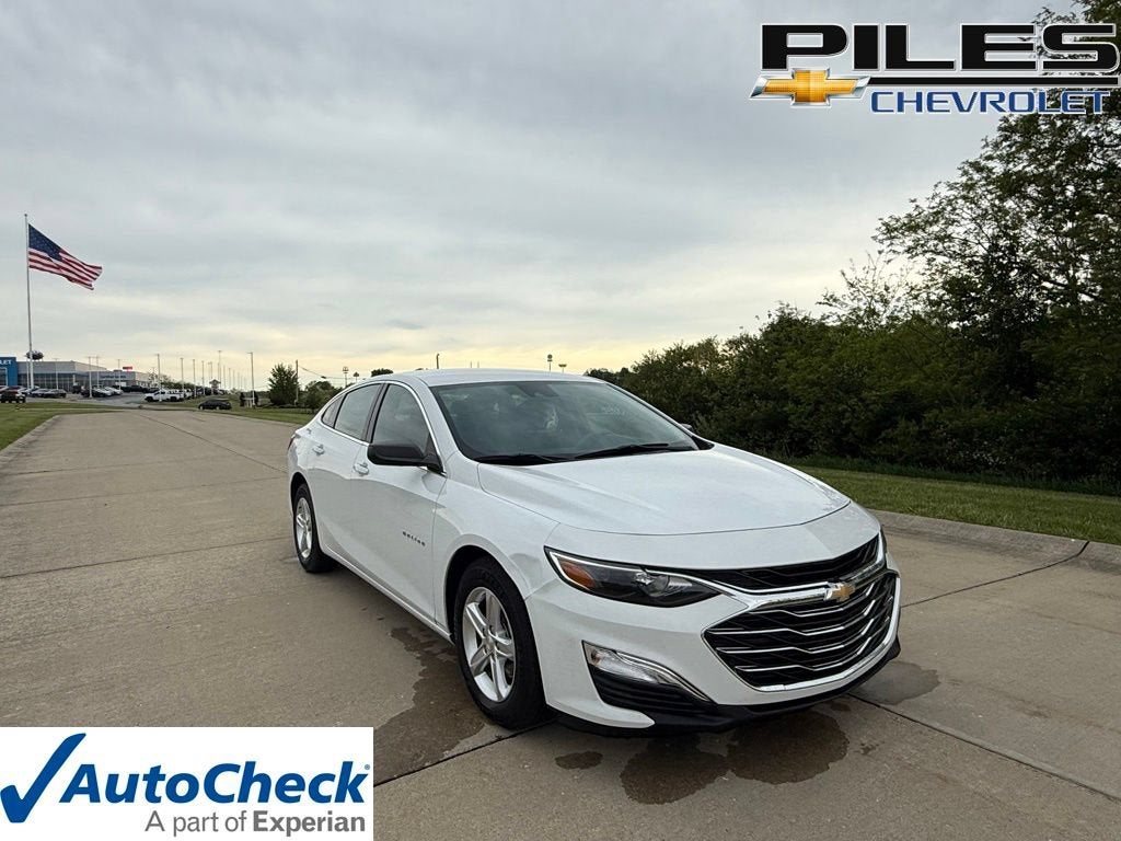 2023 Chevrolet Malibu LS