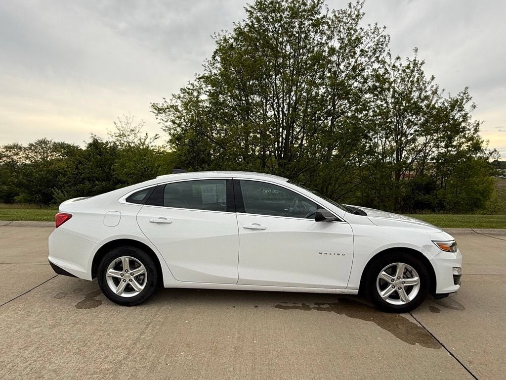 2023 Chevrolet Malibu LS
