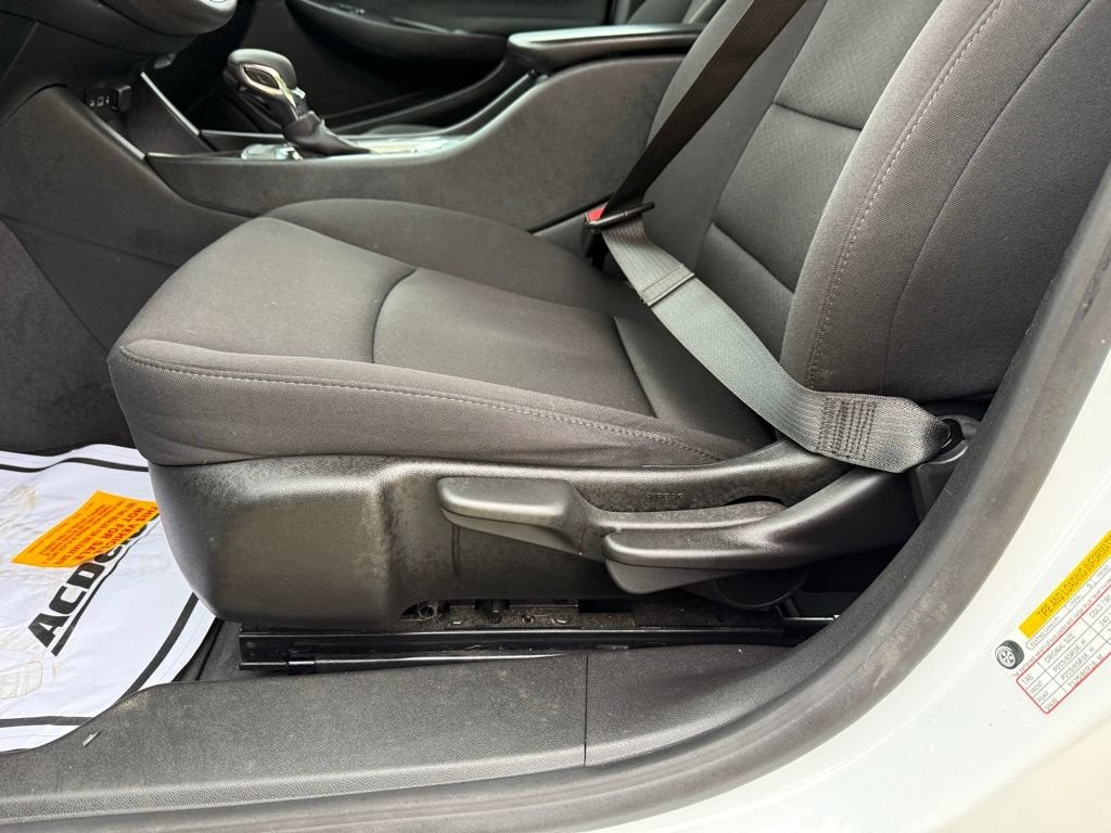2023 Chevrolet Malibu LS