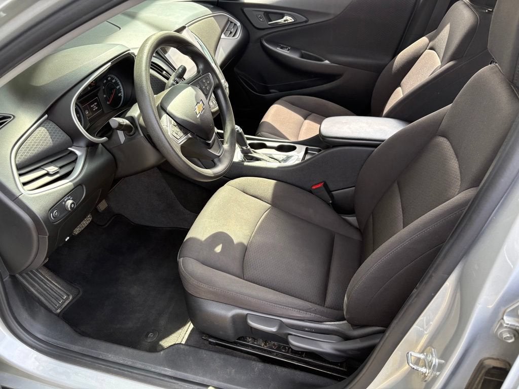 2020 Chevrolet Malibu LS