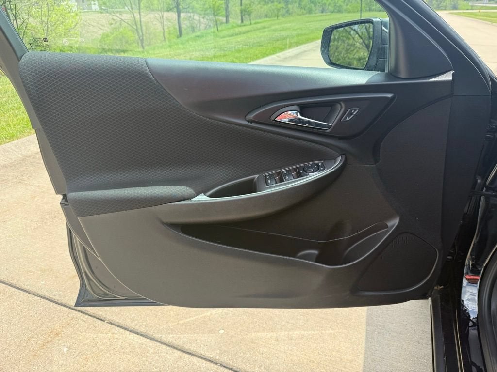 2025 Chevrolet Malibu 1LT