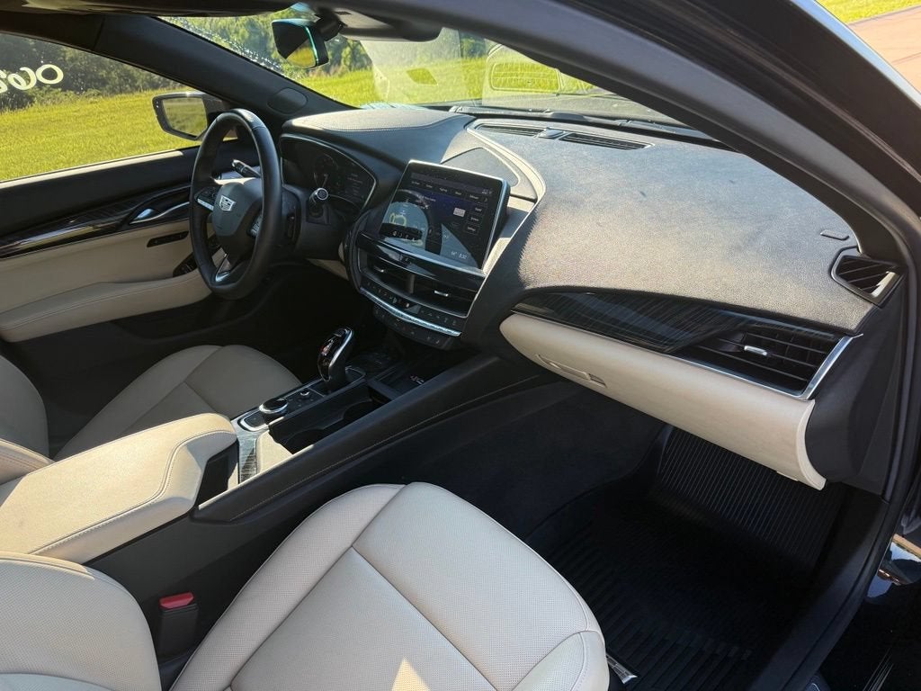2022 Cadillac CT5 Premium Luxury