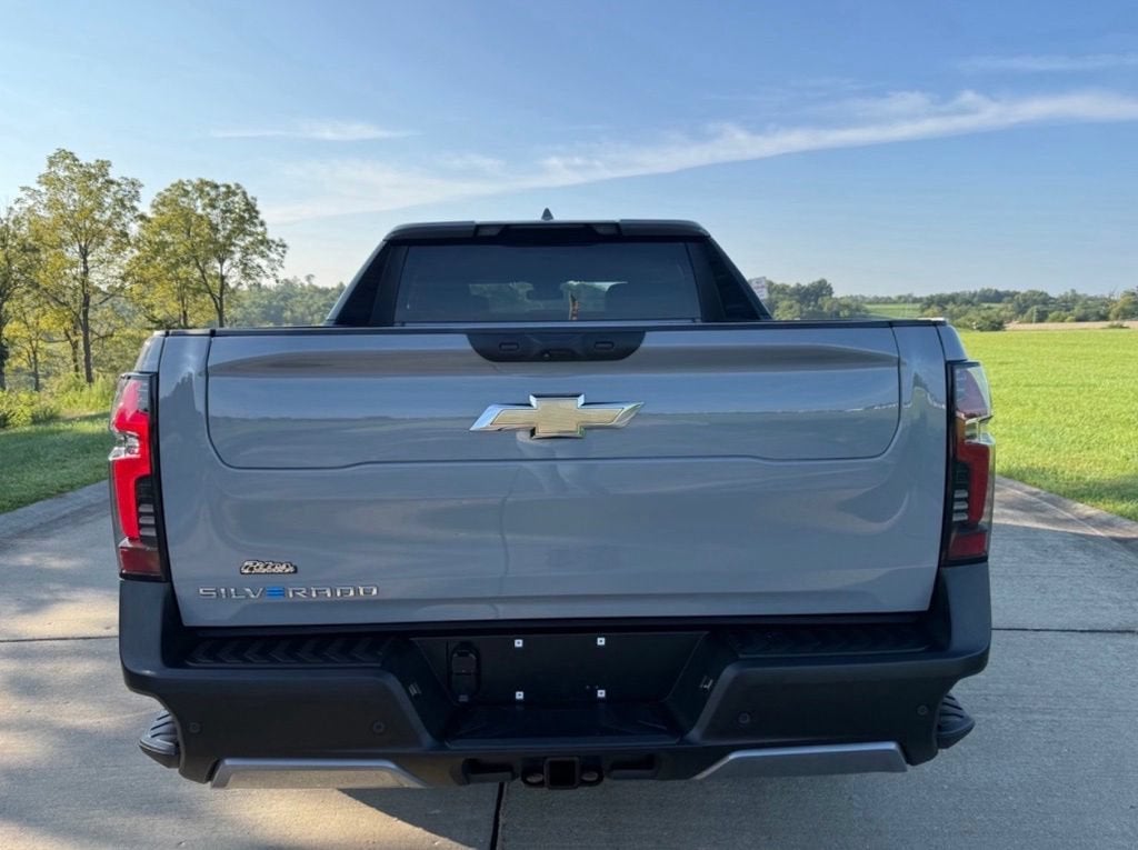 2025 Chevrolet Silverado EV LT - Extended Range