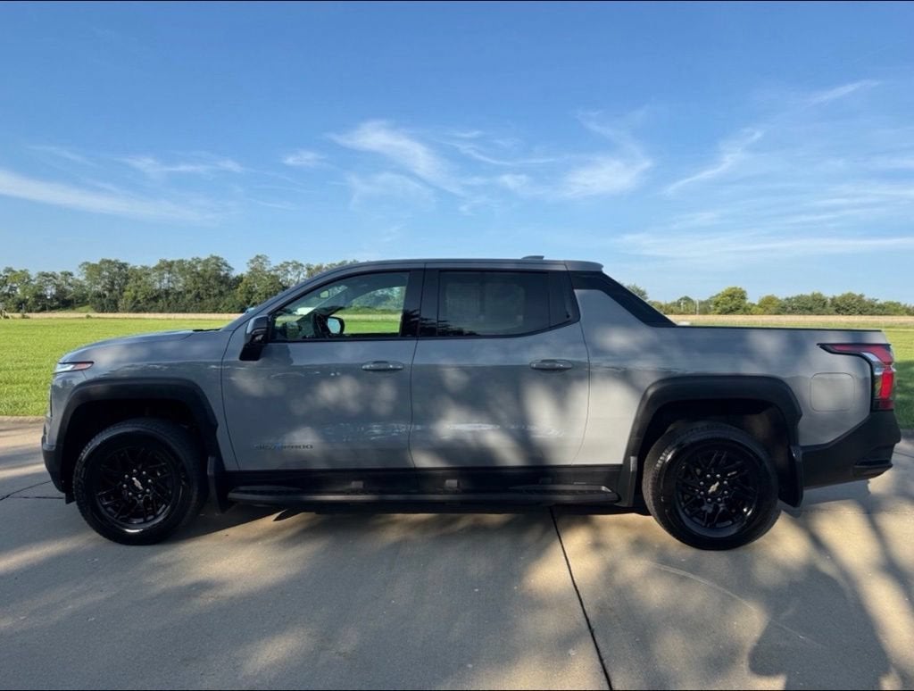 2025 Chevrolet Silverado EV LT - Extended Range