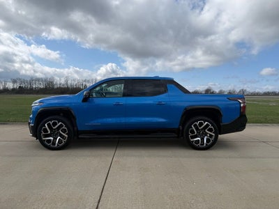2025 Chevrolet Silverado EV RST - Max Range