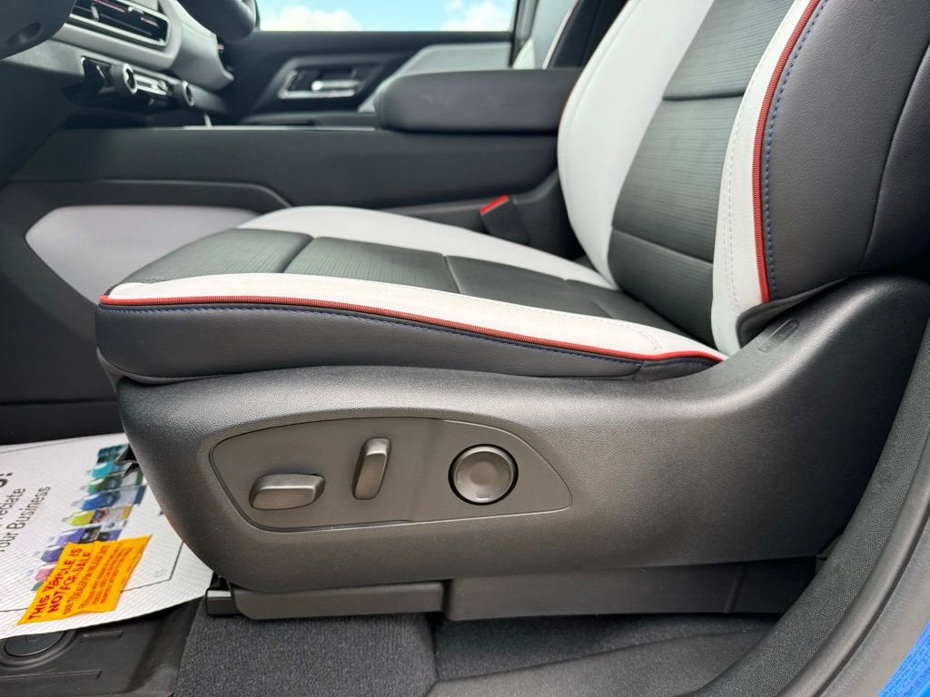 2025 Chevrolet Silverado EV RST - Max Range