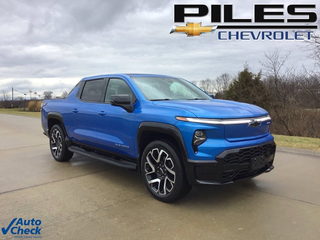 2025 Chevrolet Silverado EV RST - Max Range