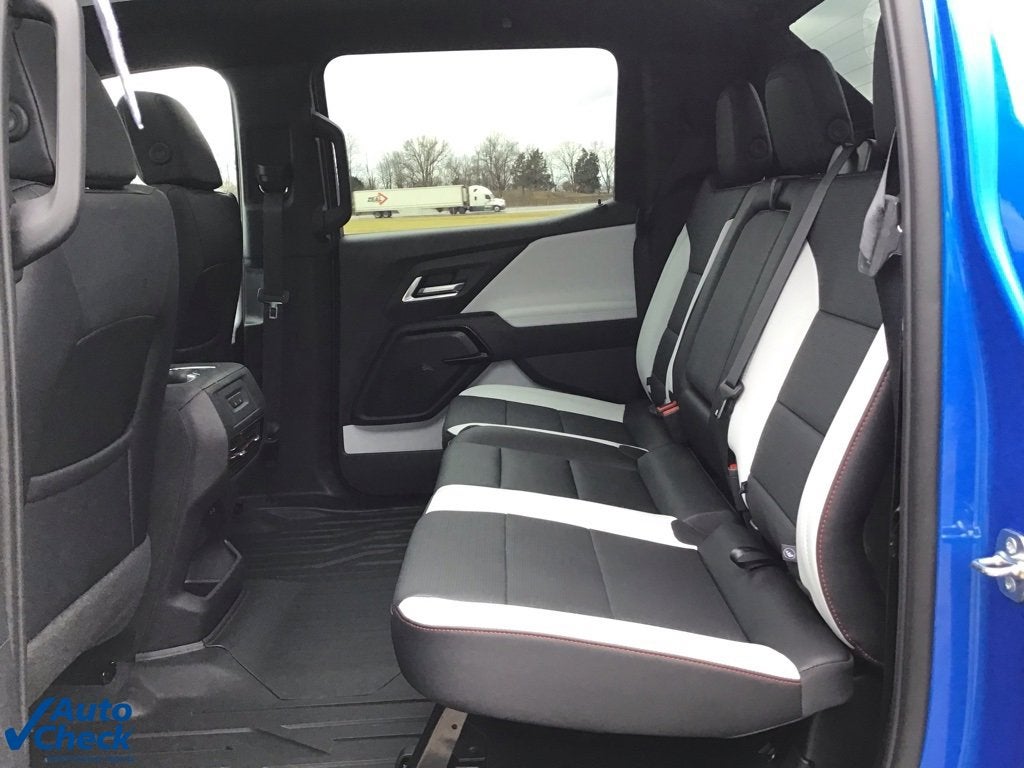 2025 Chevrolet Silverado EV RST - Max Range