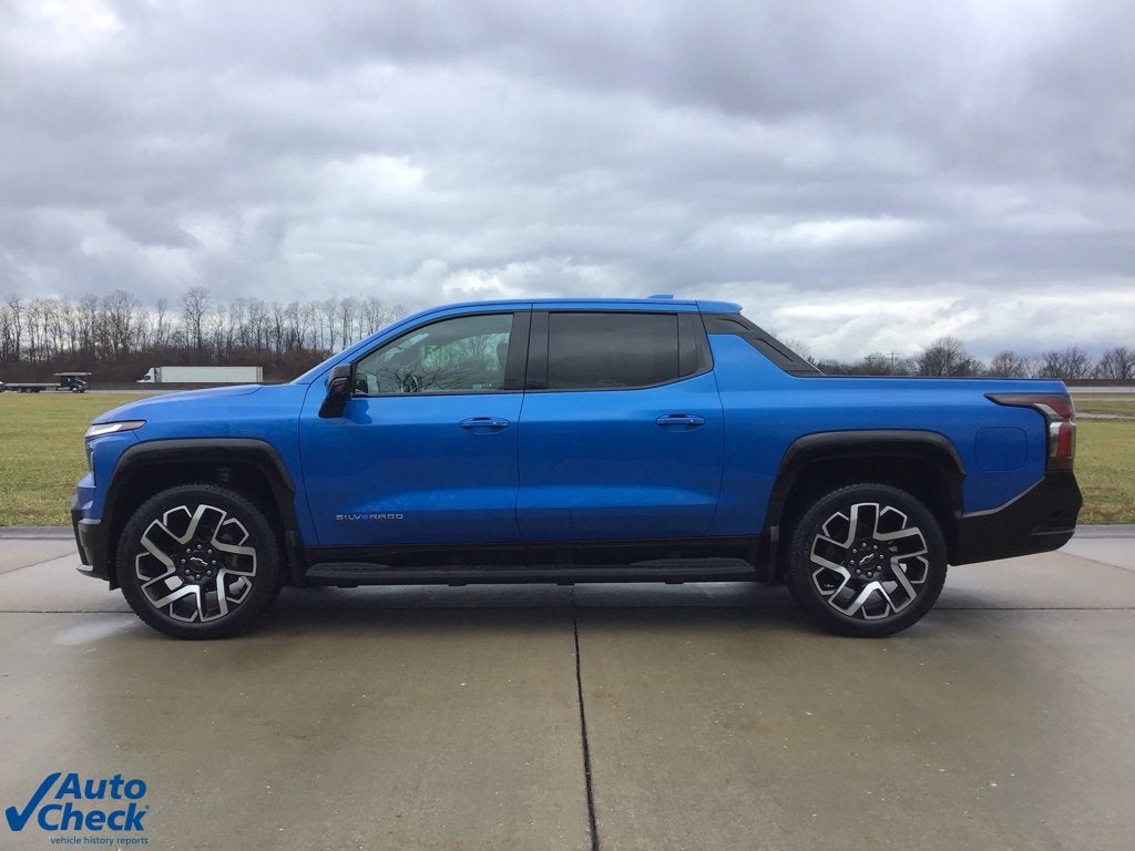 2025 Chevrolet Silverado EV RST - Max Range