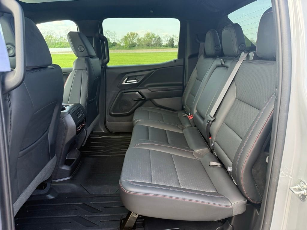 2025 Chevrolet Silverado EV RST - Max Range