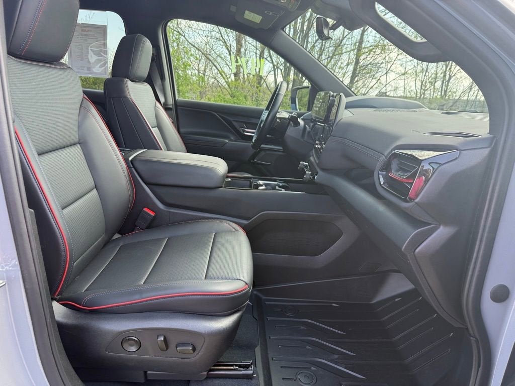 2025 Chevrolet Silverado EV RST - Max Range