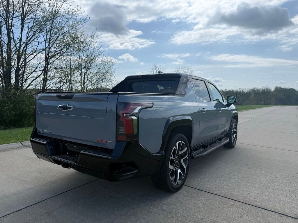 2025 Chevrolet Silverado EV RST - Max Range