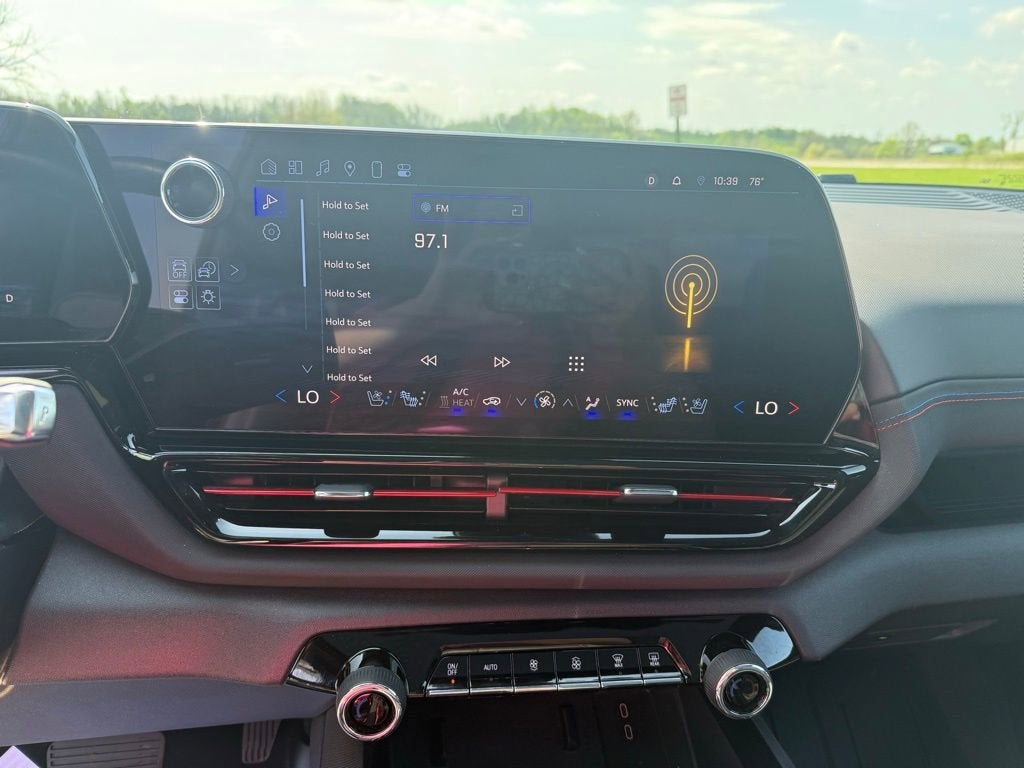 2025 Chevrolet Silverado EV RST - Max Range