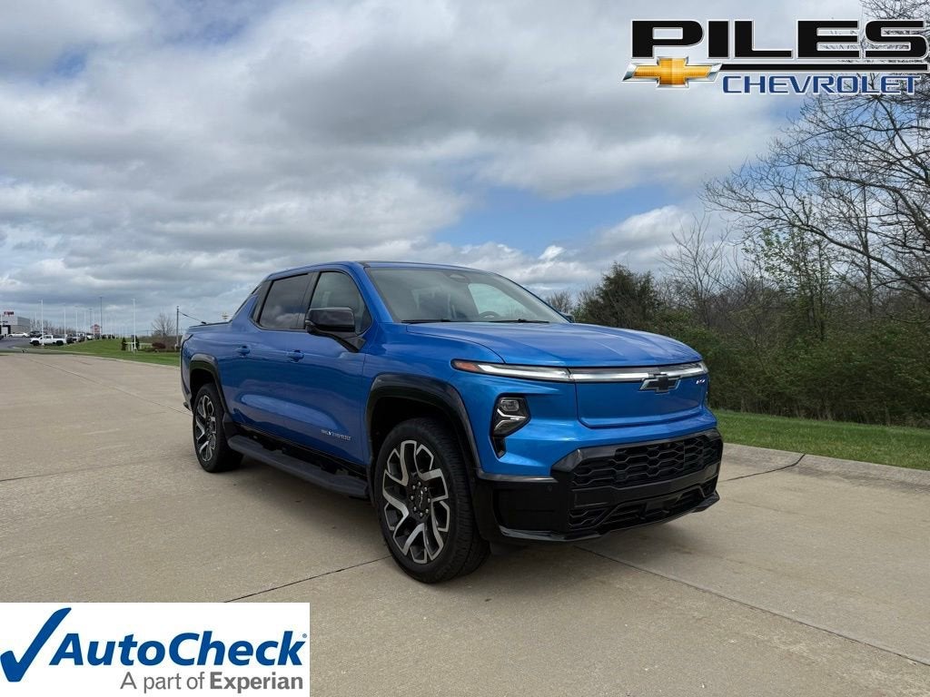 2025 Chevrolet Silverado EV RST - Max Range