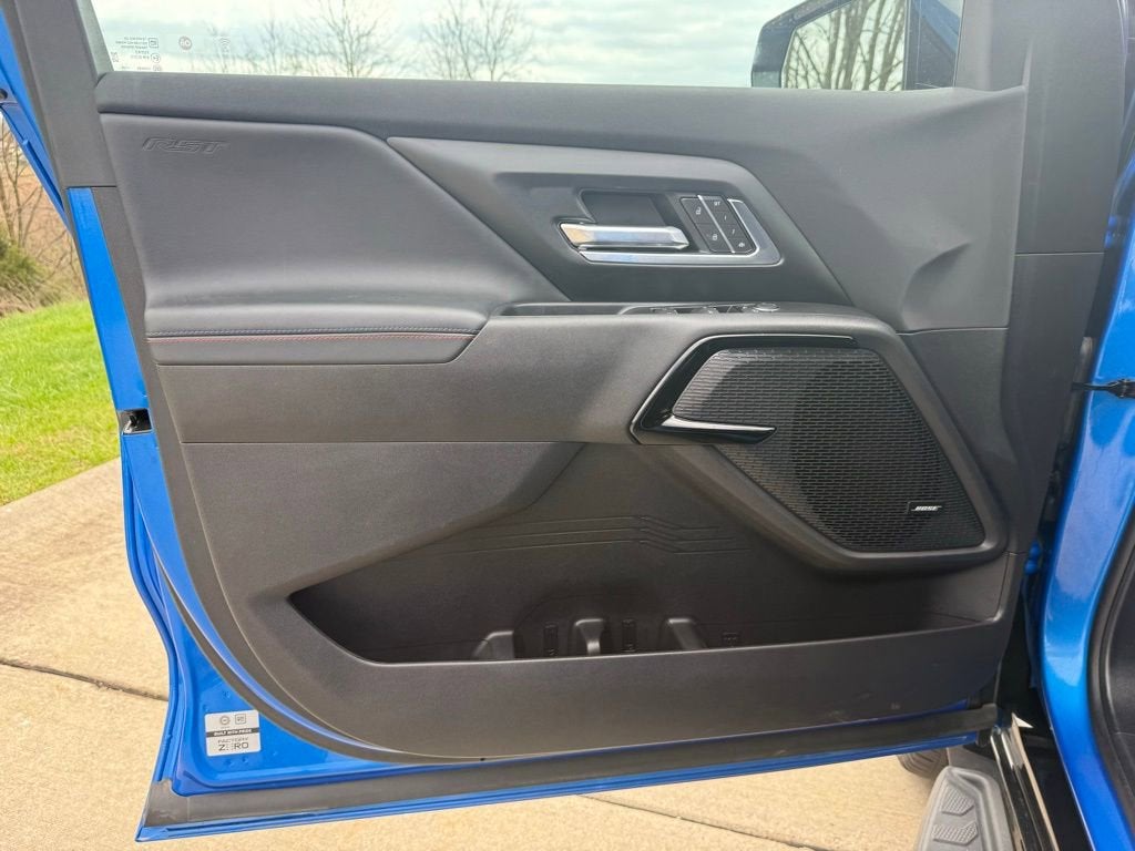 2025 Chevrolet Silverado EV RST - Max Range