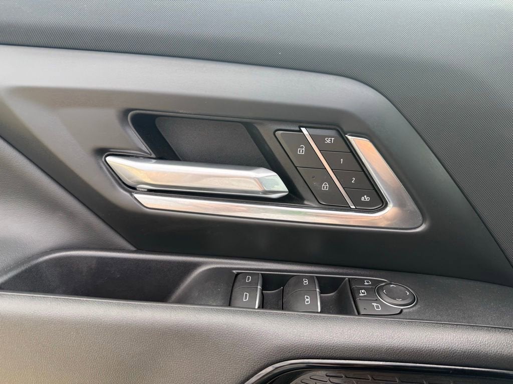 2025 Chevrolet Silverado EV RST - Max Range