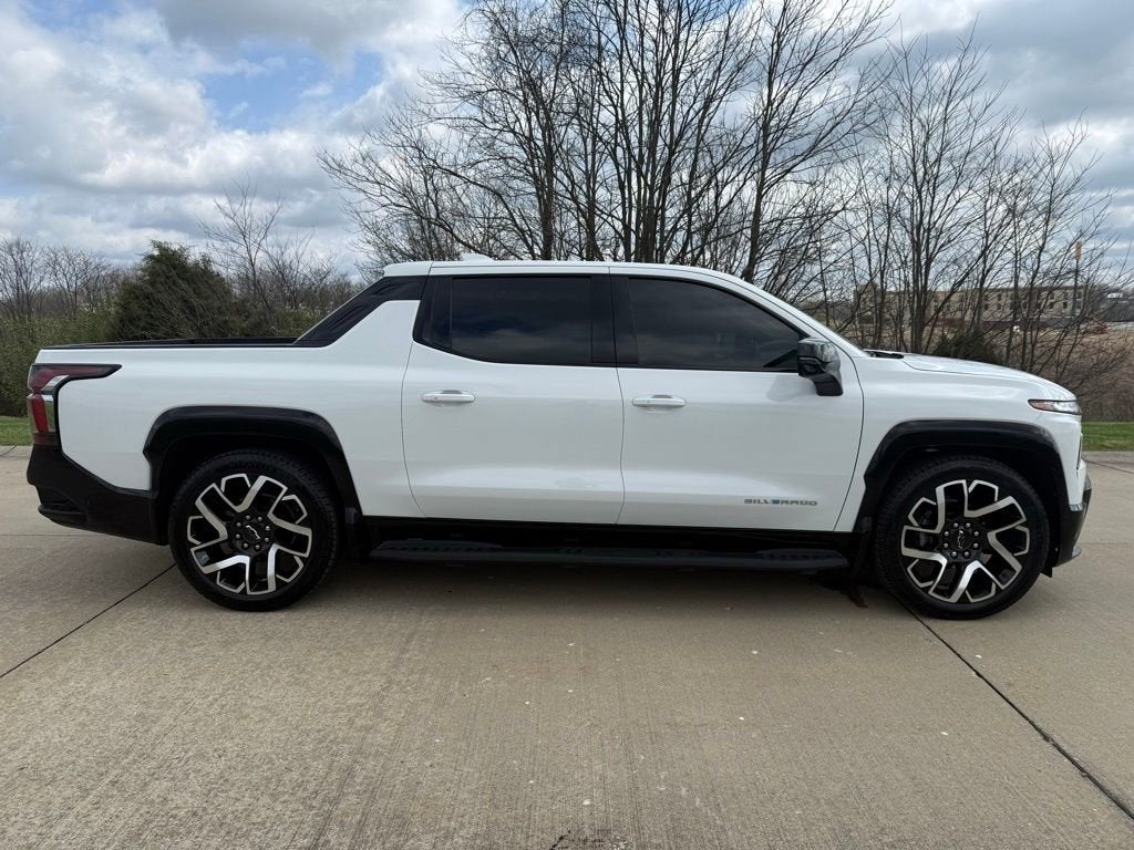 Used 2024 Chevrolet Silverado EV RST with VIN 1GC40ZEL8RU301825 for sale in Dry Ridge, KY