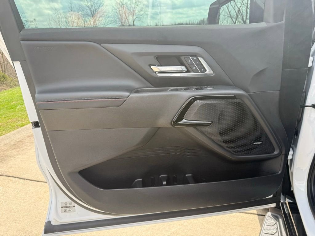 2024 Chevrolet Silverado EV RST