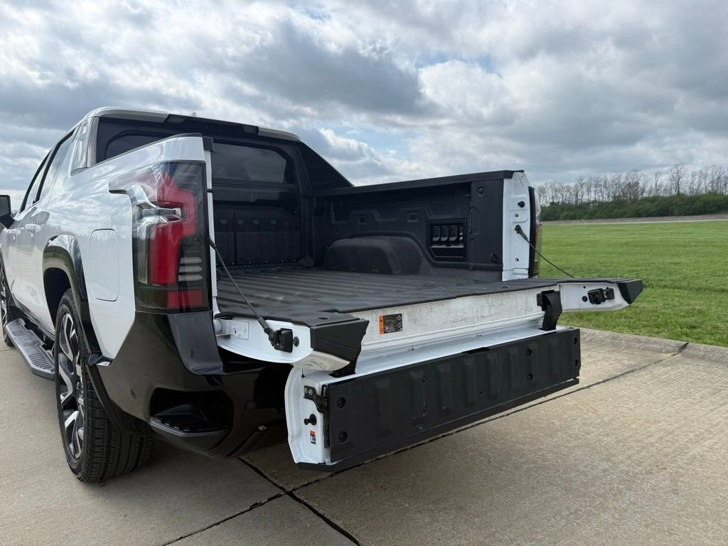 2024 Chevrolet Silverado EV RST