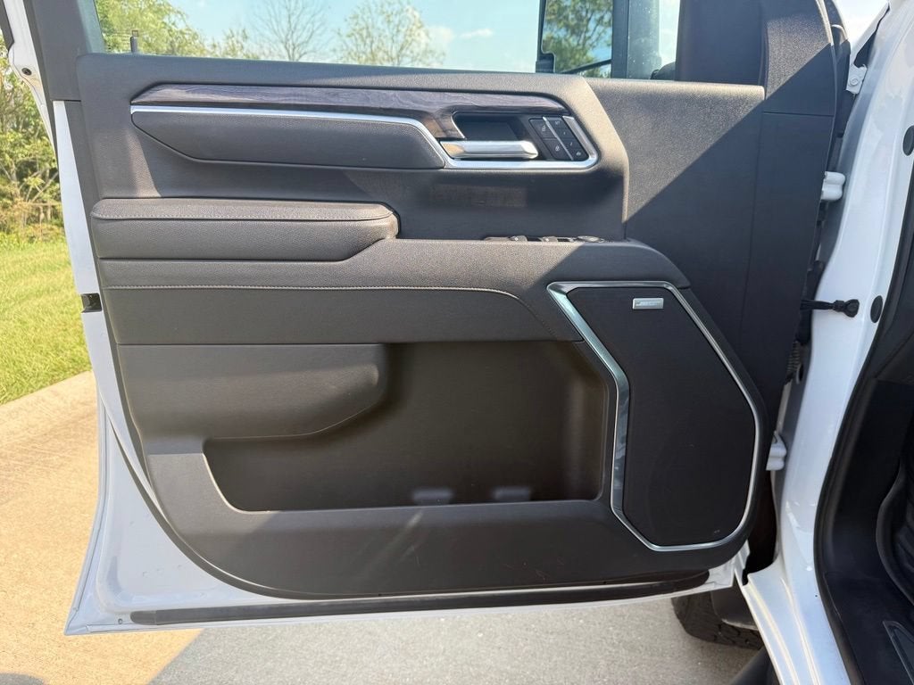 2025 Chevrolet Silverado 2500 HD LTZ