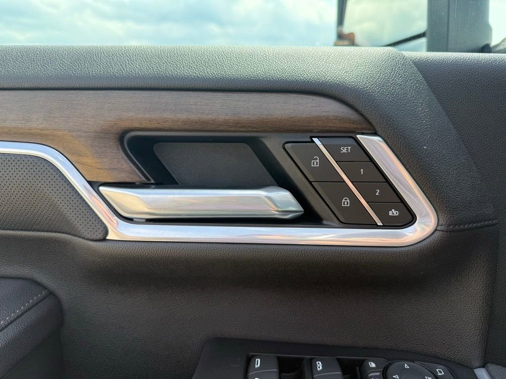 2025 Chevrolet Silverado 2500 HD High Country