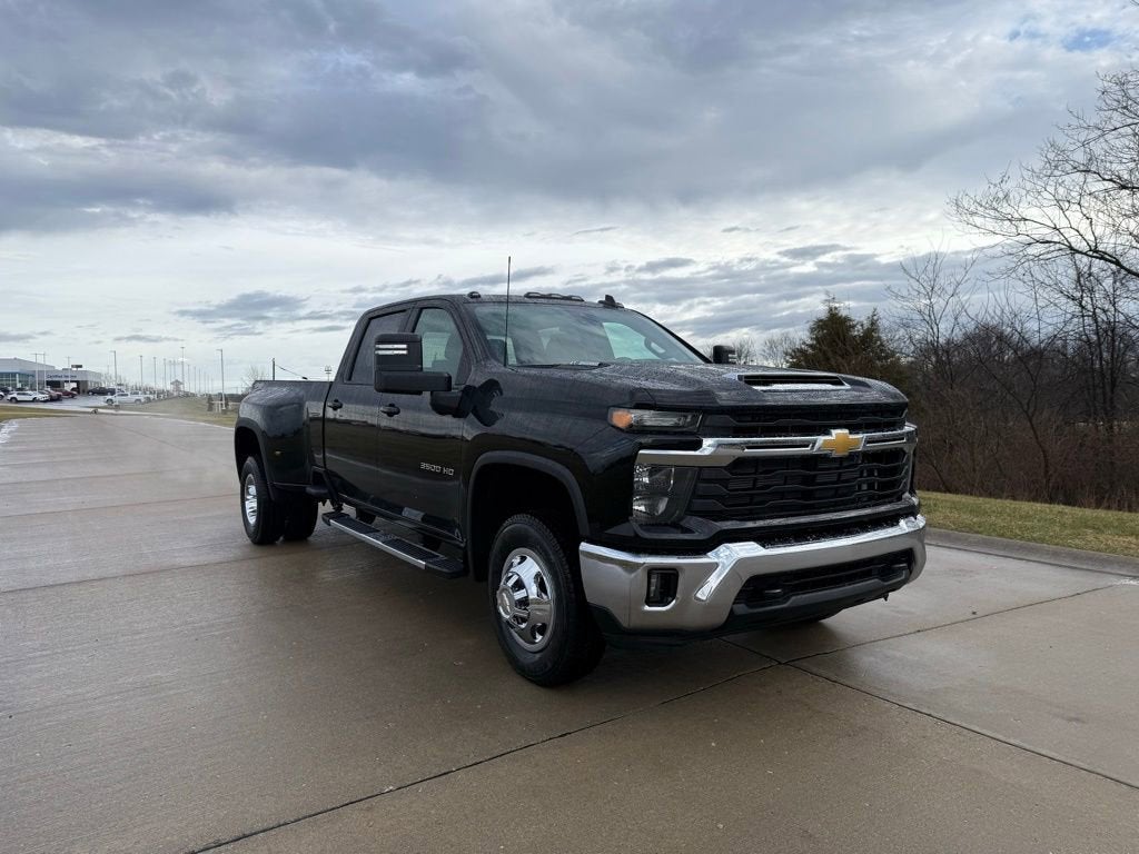 2026 Chevrolet Silverado 3500 HD LT DRW