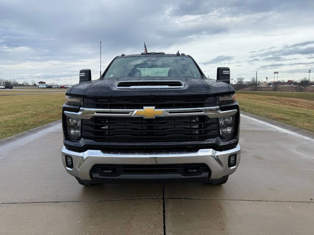 2026 Chevrolet Silverado 3500 HD LT DRW