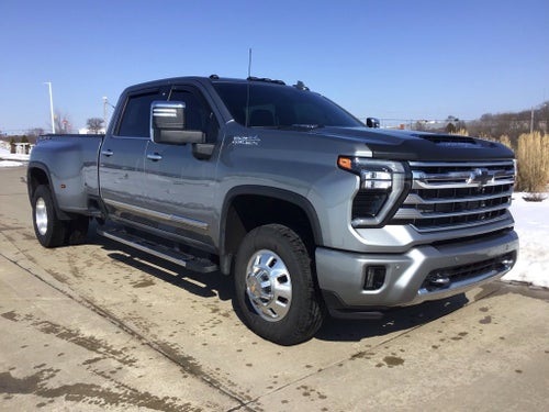 2025 Chevrolet Silverado 3500 HD High Country DRW