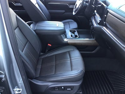 2025 Chevrolet Silverado 3500 HD High Country DRW