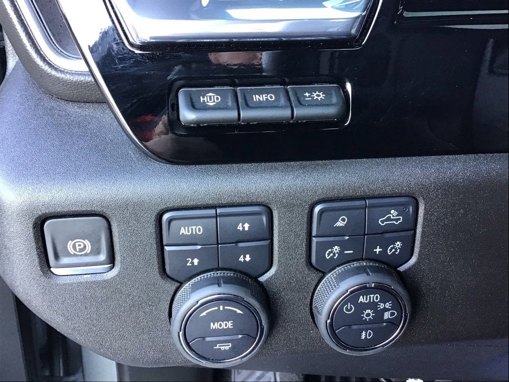 2025 Chevrolet Silverado 3500 HD High Country DRW