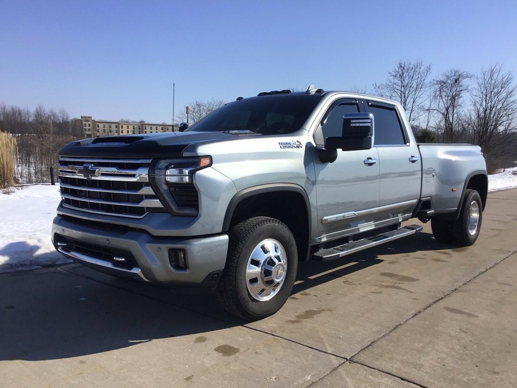 2025 Chevrolet Silverado 3500 HD High Country DRW